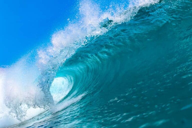 Img blue ocean wave