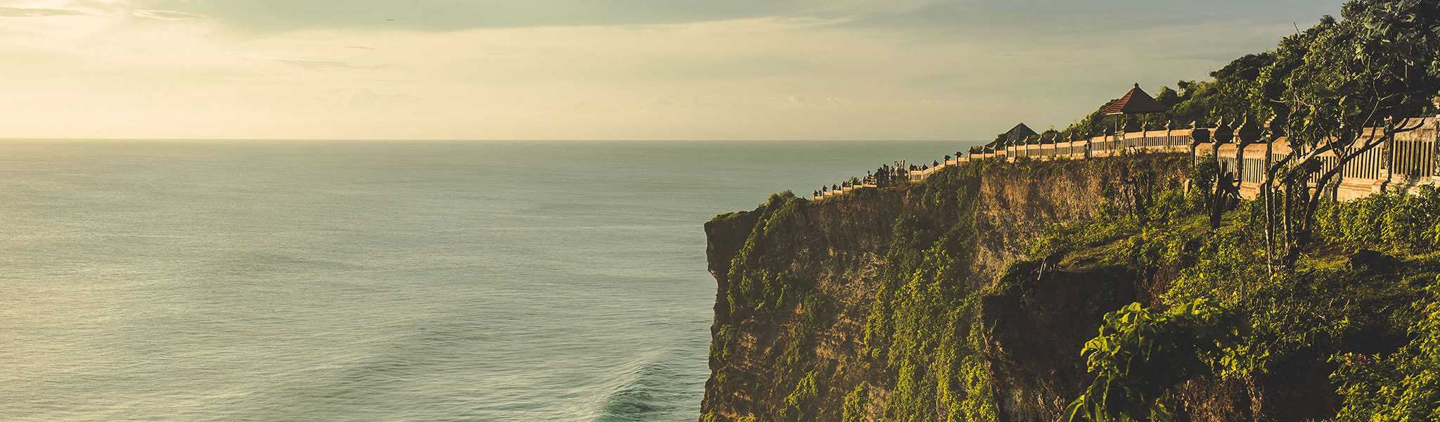 Img uluwatu hero 01